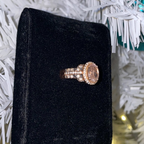 LeVian Chocolate Diamond Ring with a Morganite gemstone. - Picture 2 of 4